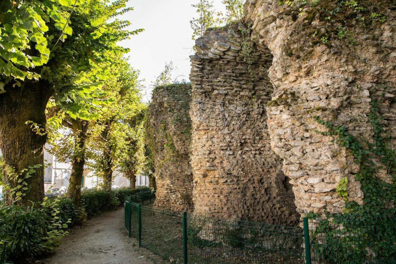 Les Arènes - 2 chambres - Climatisé avec Balcon Périgueux Exterior foto